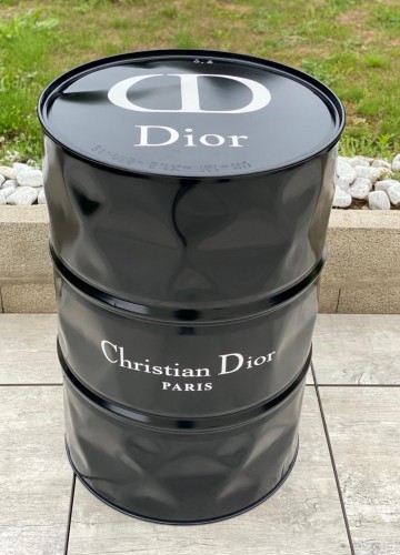 Dior black